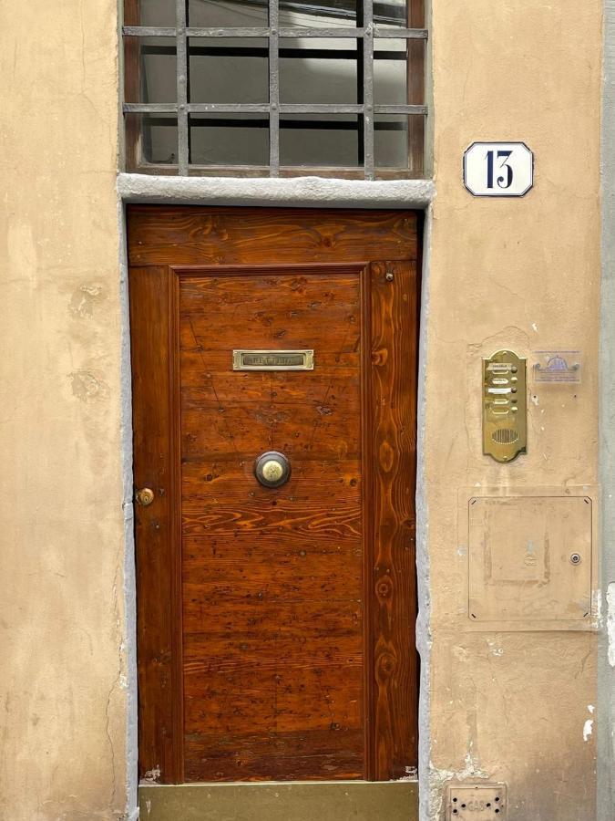 Unique And Antique Apartment Firenze Bagian luar foto
