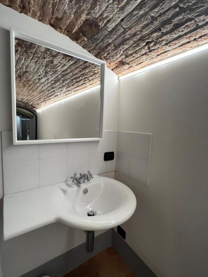 Unique And Antique Apartment Firenze Bagian luar foto